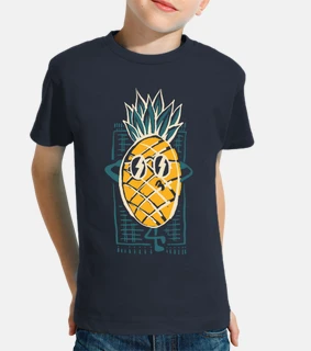 Pineapple SUnbathe