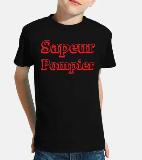 Abbigliamento pompiere rosso minimalista