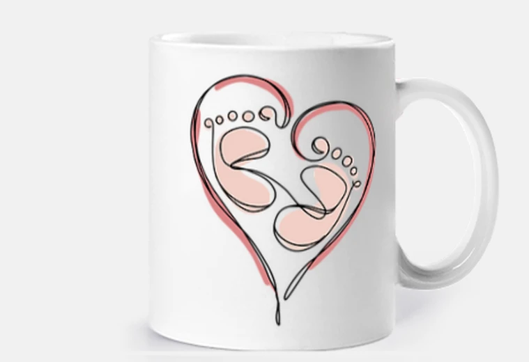 Cup pregnant woman design heart and baby&#39;s feet , happy event ,