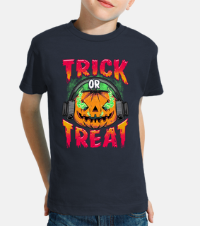 pumpkin trick or treat with headphones