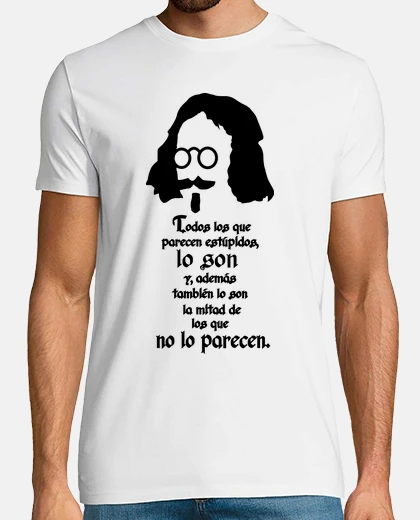 Camiseta Quevedo frase estupidos