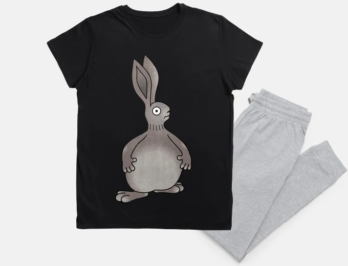 Pyjama rabbit with suet