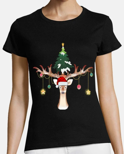 Tee-shirt renne de Noël avec un arbre de Noël