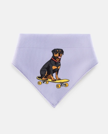 Mascotas Rottweiler qui fait du skateboard
