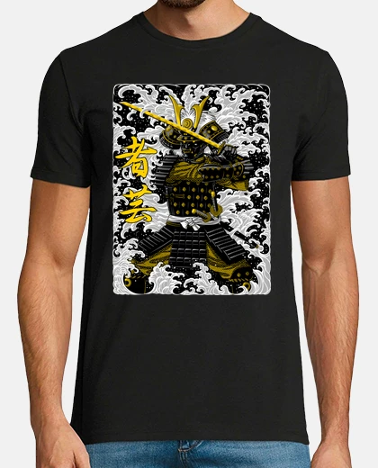Tee-shirt samouraï doré sous le tsunami