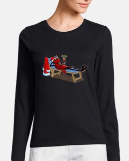 Santa cucaracha after Christmas