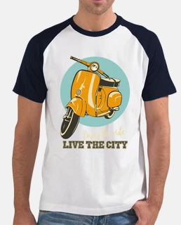 scooter classique - ville en direct