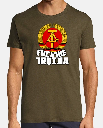 T-shirt scopare la troika