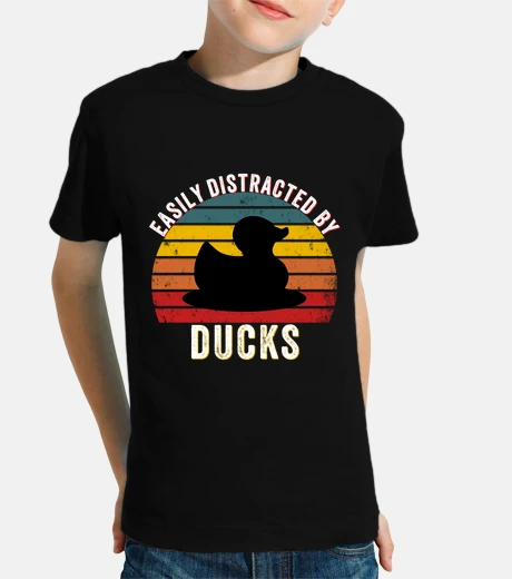 Ropa se distrae fácilmente con los patos pat