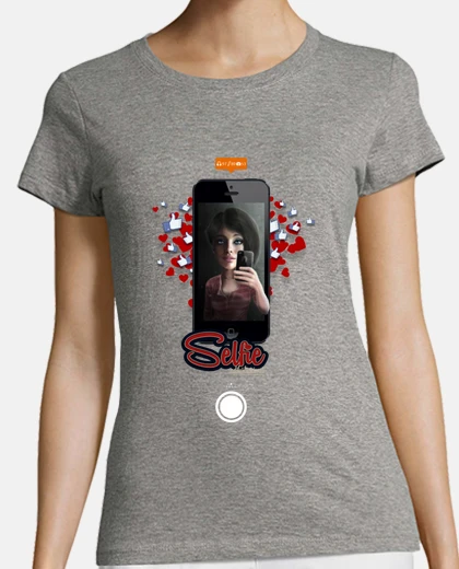 Tee-shirt selfie