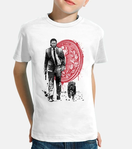 Abbigliamento sicario e cucciolo solitari