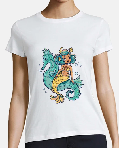 Playera sirena montada en un caballito de mar.