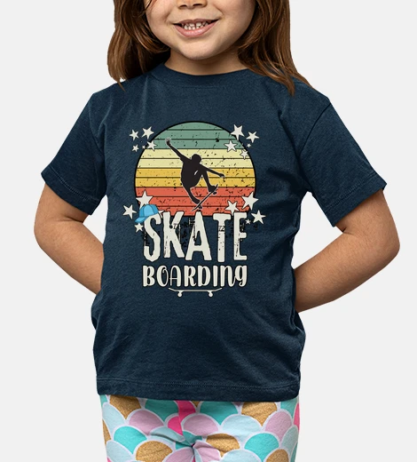 Abbigliamento skate boarding skater sport estremi design retrò atmosfera