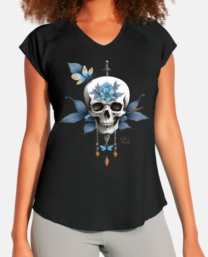 T-shirt skull with dagger. short sleeve woman