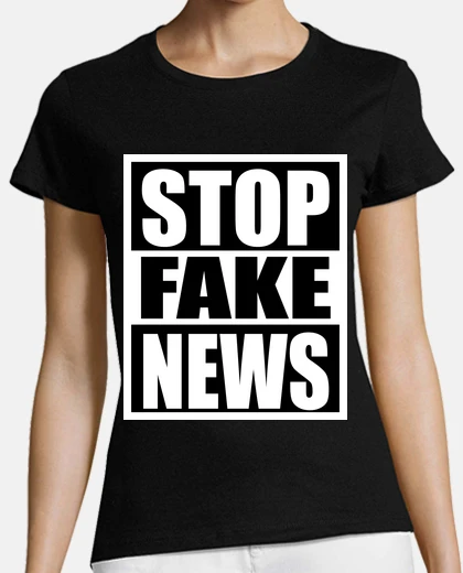 T-shirt smettere di notizie false