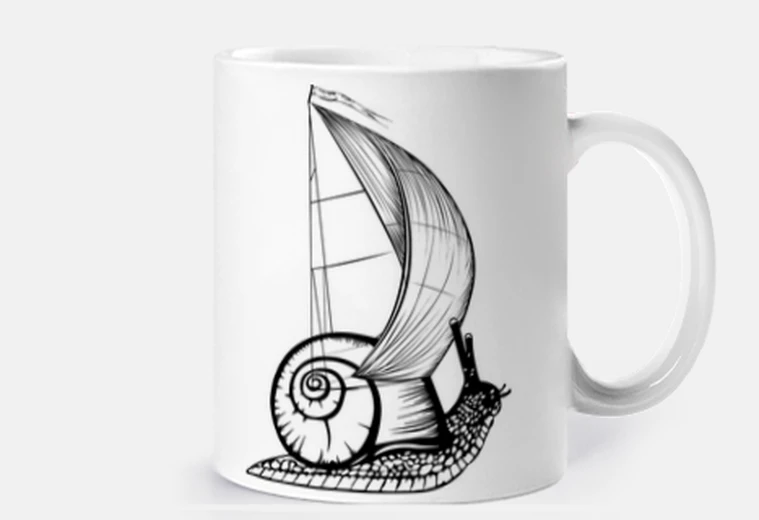 Cup snail candle