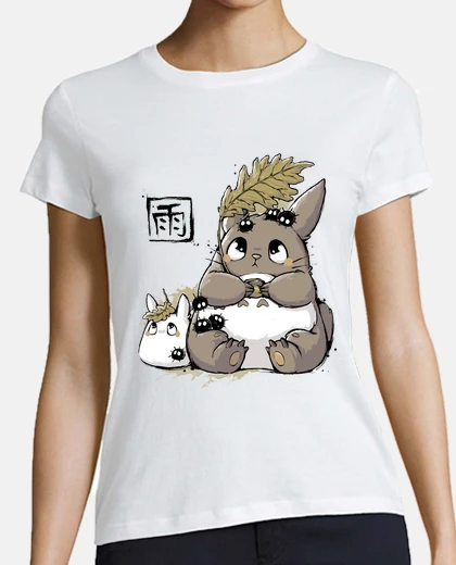 T-shirt sotto la pioggia