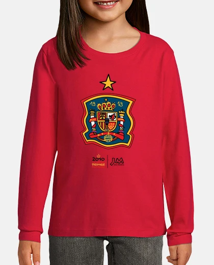 Kids Spanish national team shield for her - 