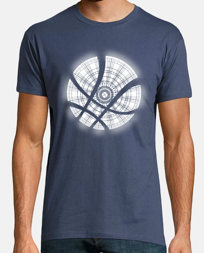 T-shirt strano