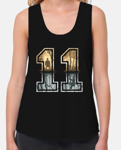 T-shirt strano 11