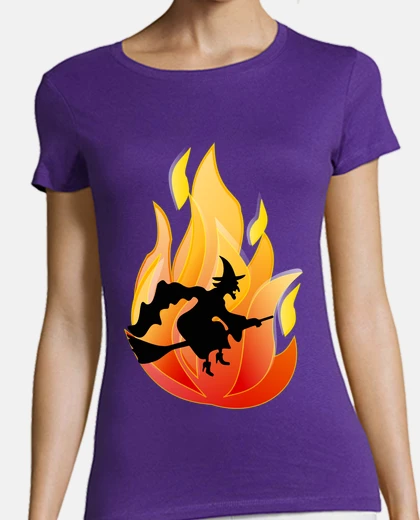 T-shirt strega con fiamma più fuoco