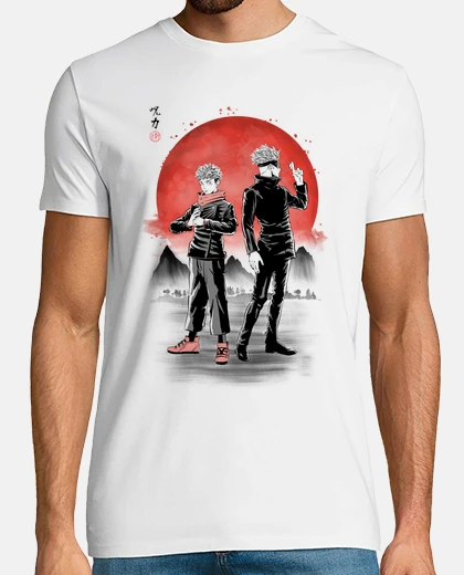 T-shirt stregoni sotto il sole