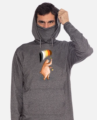 Sudadera con tapaboca gris oso pintando bande. laTostadora