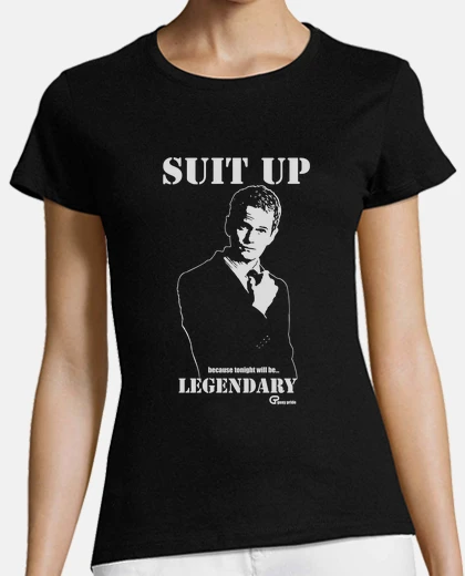 Tee-shirt suit up