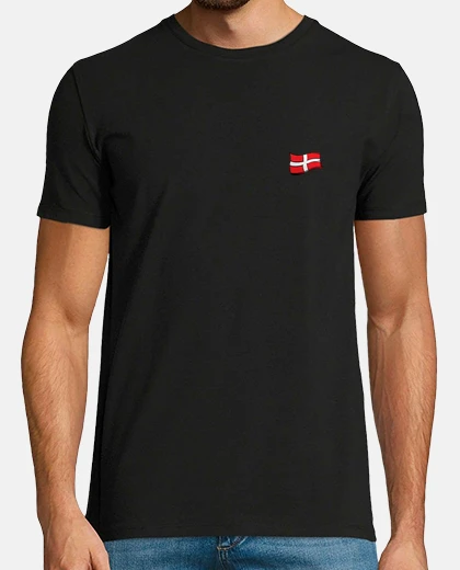 T-shirt t-shirt bandiera sabauda posizionata sul cuore come i marchi della moda.