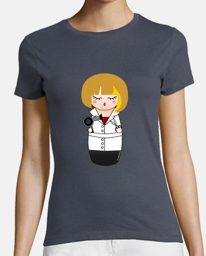 T-shirt t-shirt kokeshi parrucchiere bionda