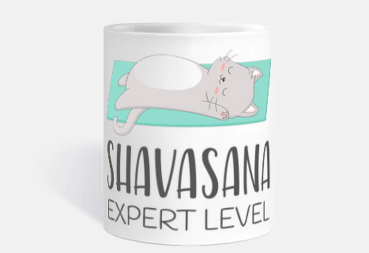 Mug tasse de yoga chat shavasana
