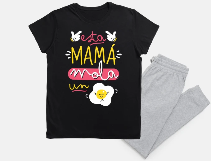 Pajama this mom mola an egg
