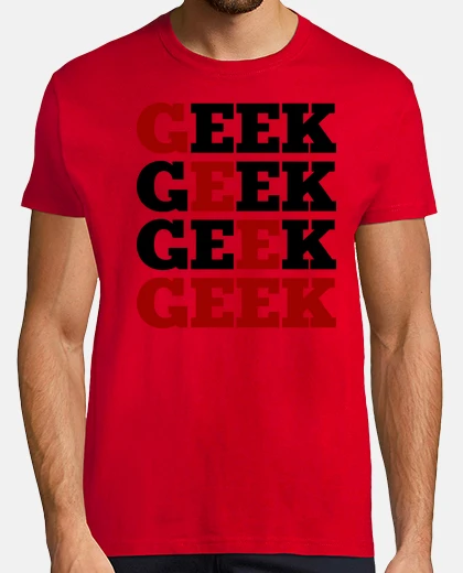T-shirt tipo strano