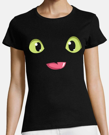 T-shirt toothless