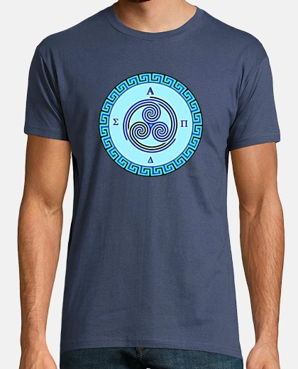 Camiseta Triskel griego en escudo.