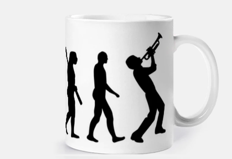 Taza trompeta de evolución