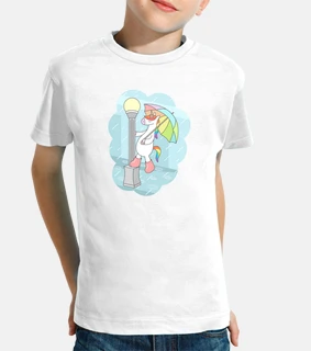 Unicornio cantando bajo la lluvia