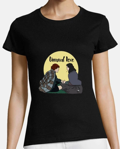 Playera Unusual love - Manga corta