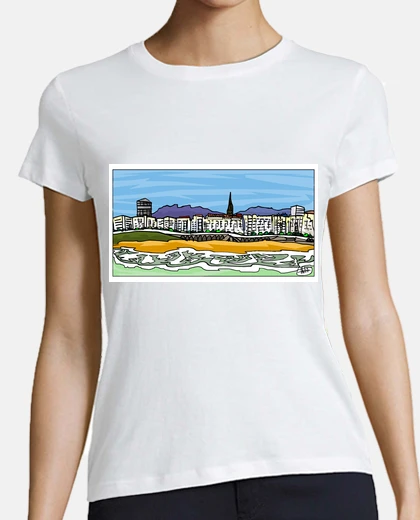 T-shirt waves in donostia