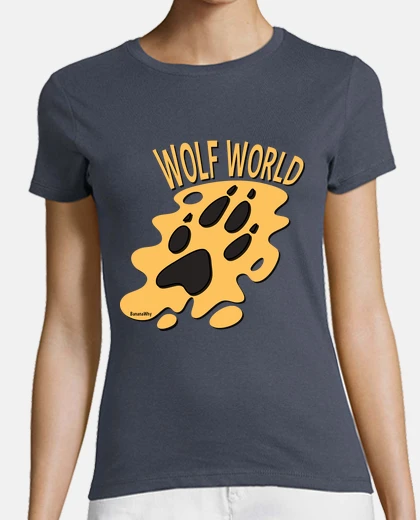 T-shirt wolf world