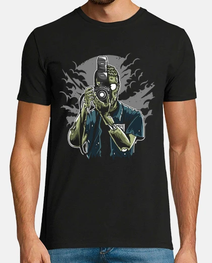 T-shirt zombie photographer