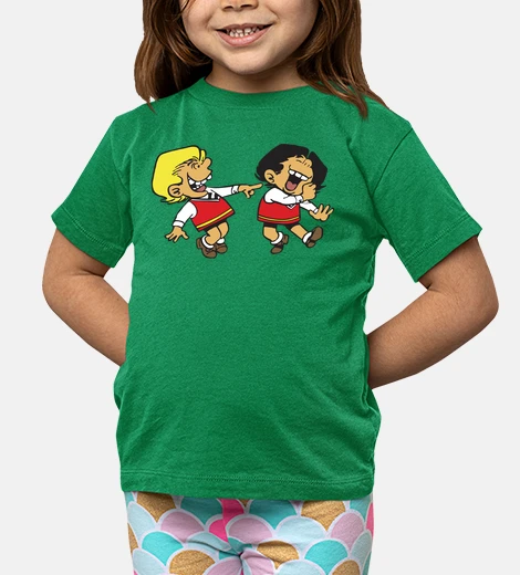 Ropa ZZ color riendo niño